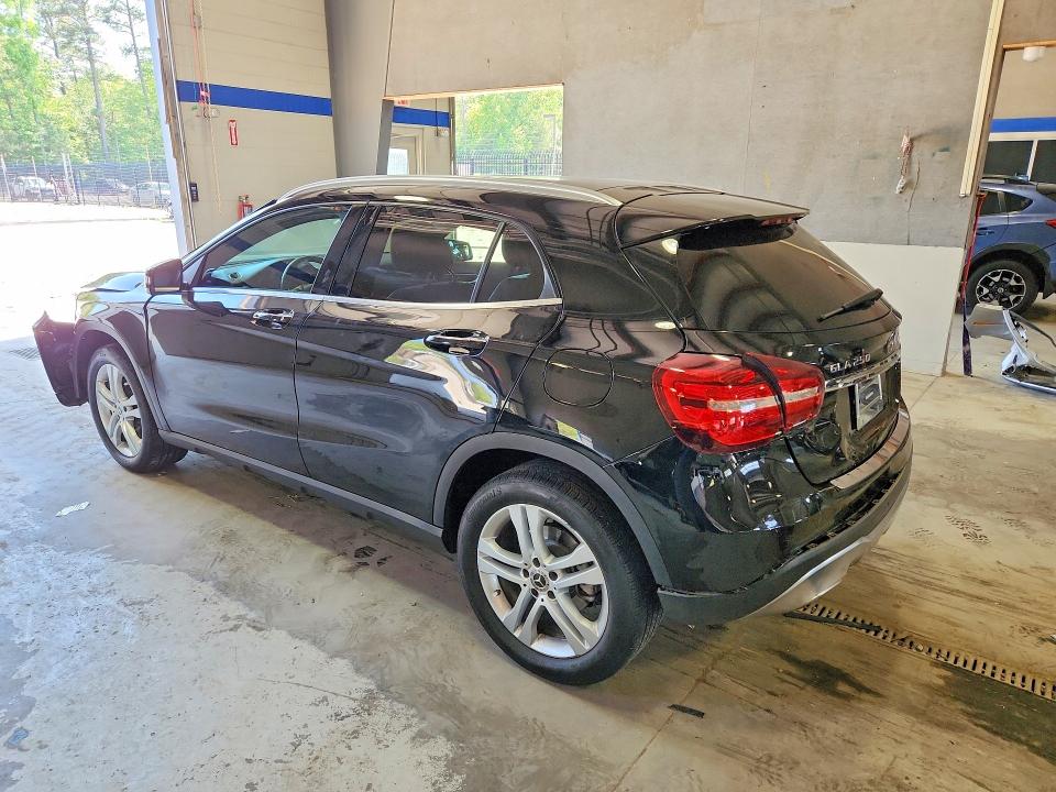 2019 Mercedes-benz Gla მანქანა იყიდება აუქციონზე, vin: WDCTG4GB0KJ545730, აუქციონის ნომერი: 54204126