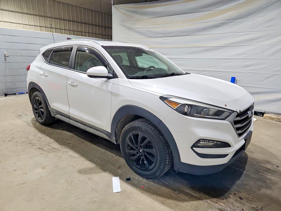 Продажа на аукционе авто 2017 Hyundai Tucson, vin: KM8J3CA43HU275957, номер лота: 54730326