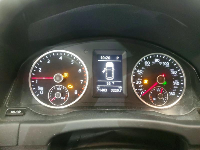 53811886 :رقم المزاد ، WVGBV7AX7HW502023 vin ، 2017 Volkswagen Tiguan مزاد بيع