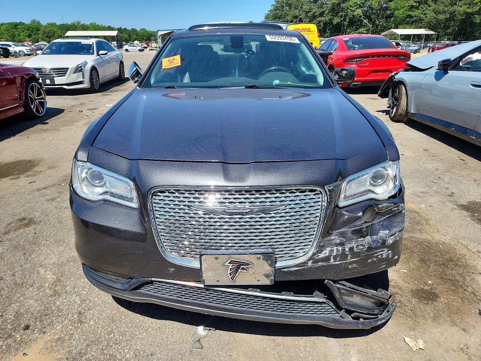 2015 Chrysler 300c მანქანა იყიდება აუქციონზე, vin: 2C3CCAKG6FH814425, აუქციონის ნომერი: 53593456