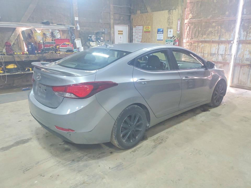 Продажа на аукционе авто 2015 Hyundai Elantra 4d, vin: KMHDH4AE1FU223298, номер лота: 54728546