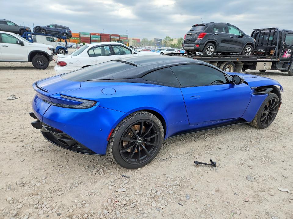 52118976 :رقم المزاد ، SCFRMFEV9LGL08879 vin ، 2020 Aston Martin Db11 مزاد بيع