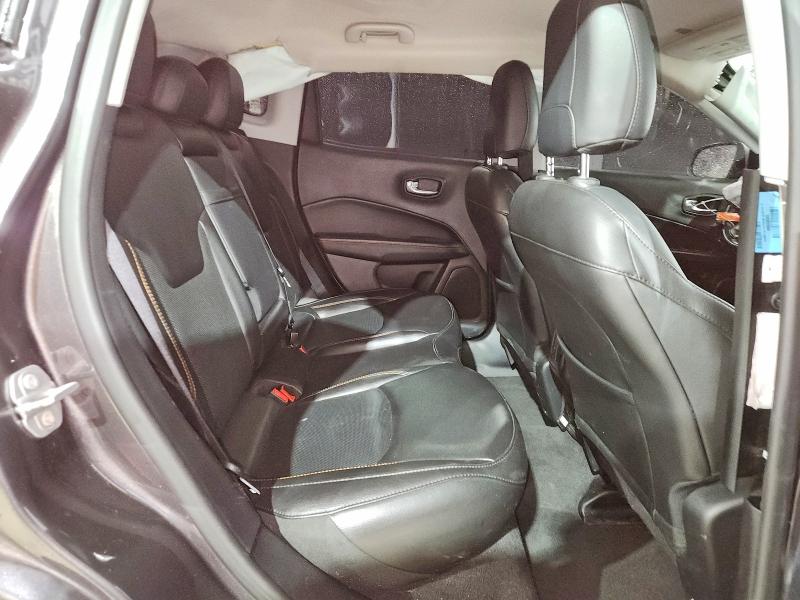 51864786 :رقم المزاد ، 3C4NJDCB6KT733828 vin ، 2019 Jeep Compass مزاد بيع