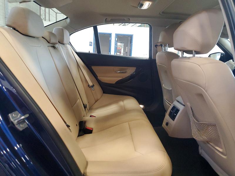53089836 :رقم المزاد ، WBA8A3C59JA487068 vin ، 2018 Bmw 320 مزاد بيع