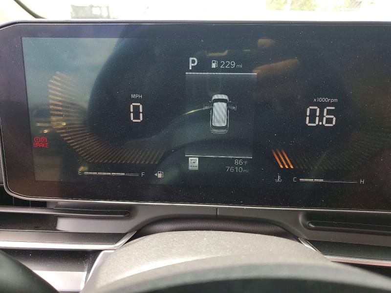 Продаж на аукціоні авто 2026 Kia Carnival, vin: KNDNB5K3XT6570853, номер лоту: 53118366