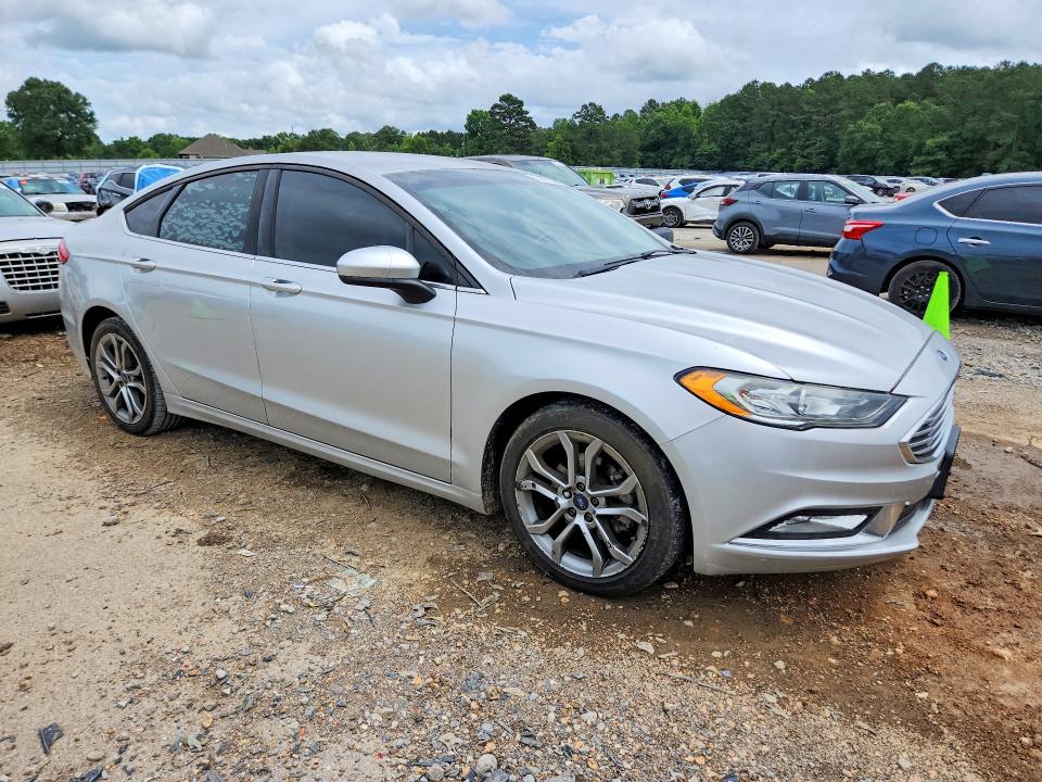 55096356 :رقم المزاد ، 3FA6P0HD3HR311923 vin ، 2017 Ford Fusion مزاد بيع