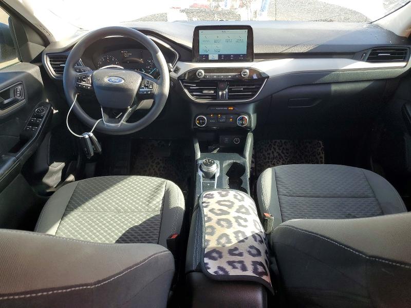 52176846 :رقم المزاد ، 1FMCU0G66NUA53700 vin ، 2022 Ford Escape مزاد بيع