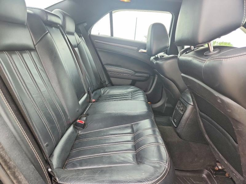 54672526 :رقم المزاد ، 2C3CCAGG9FH922837 vin ، 2015 Chrysler 300 مزاد بيع