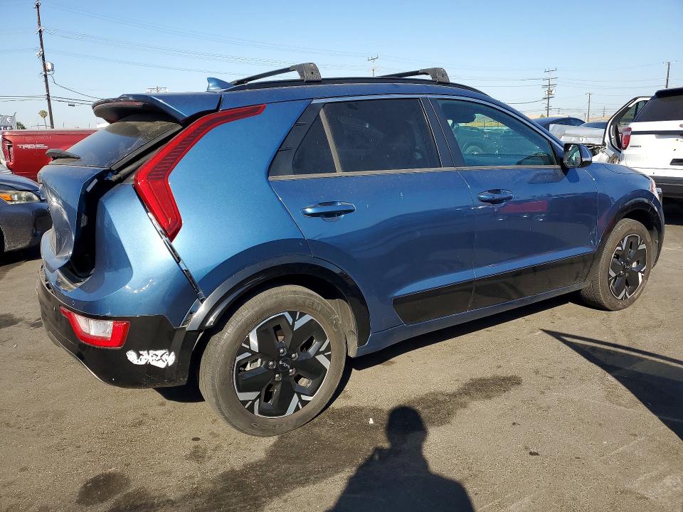 54157676 :رقم المزاد ، KNDCR3L19P5038767 vin ، 2023 Kia Niro مزاد بيع