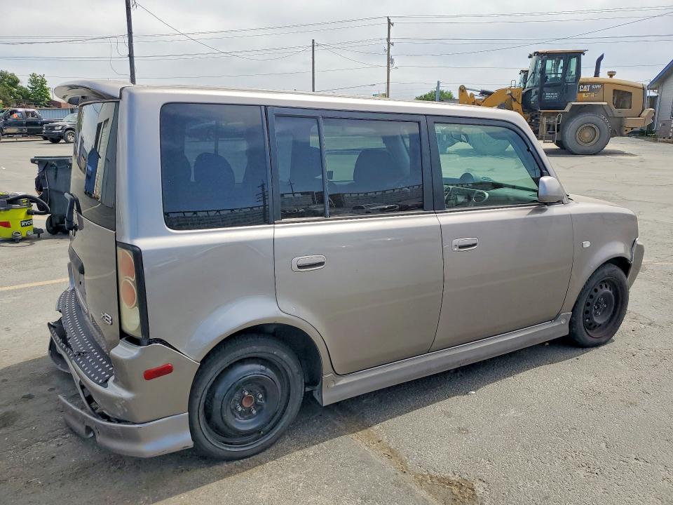 55373256 :رقم المزاد ، JTLKT324040148239 vin ، 2004 Toyota Scion مزاد بيع
