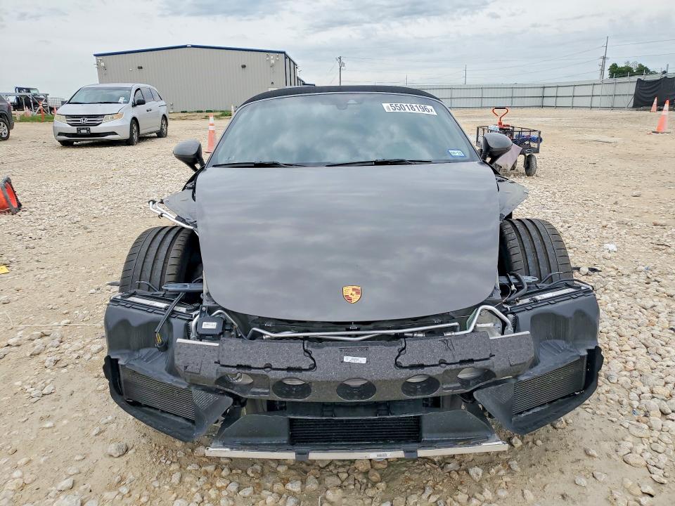 55018196 :رقم المزاد ، WP0CD2A88MS232132 vin ، 2021 Porsche Boxster مزاد بيع