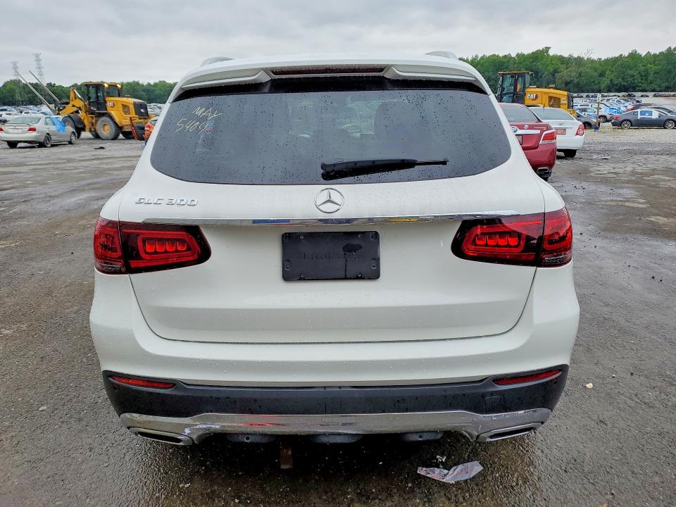 52462336 :رقم المزاد ، W1N0G8DB9MV315404 vin ، 2021 Mercedes-benz Glc مزاد بيع
