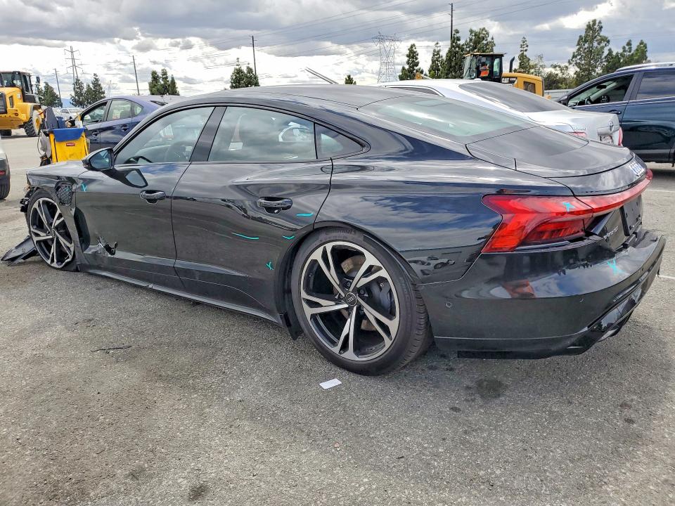 2022 Audi E-tron Gt მანქანა იყიდება აუქციონზე, vin: WAUEJBFW5N7010562, აუქციონის ნომერი: 52260186