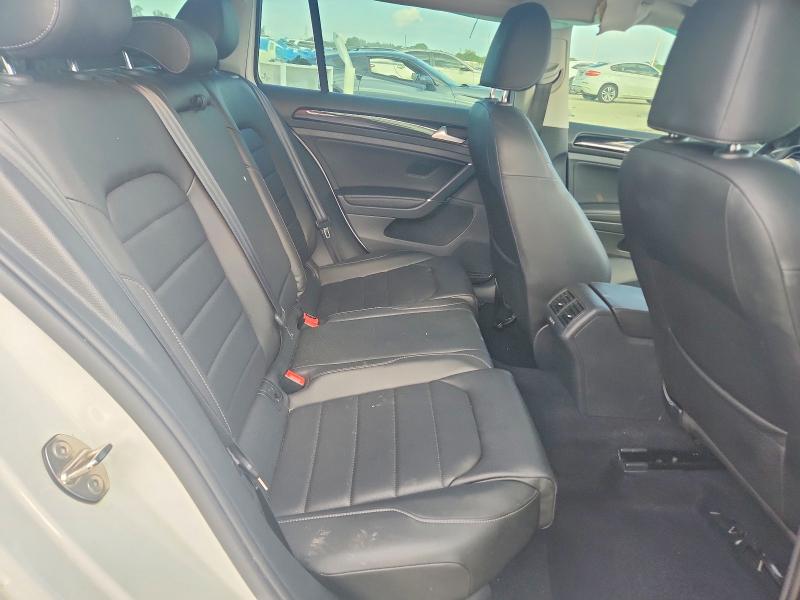 2018 Volkswagen Golf მანქანა იყიდება აუქციონზე, vin: 3VWL17AU5JM757251, აუქციონის ნომერი: 53827806