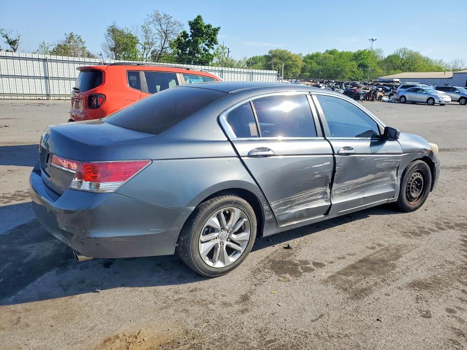 52477966 :رقم المزاد ، 1HGCP2F38CA232433 vin ، 2012 Honda Accord مزاد بيع