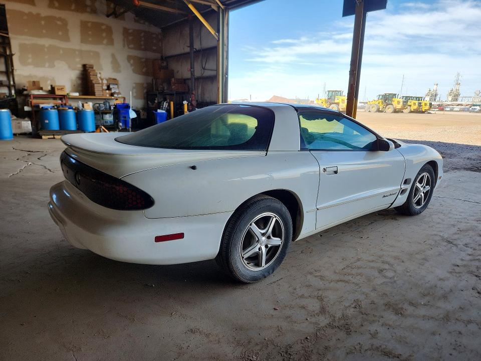 Auction sale of the 1999 Pontiac Firebird, vin: 2G2FS22K4X2230622, lot number: 55097566