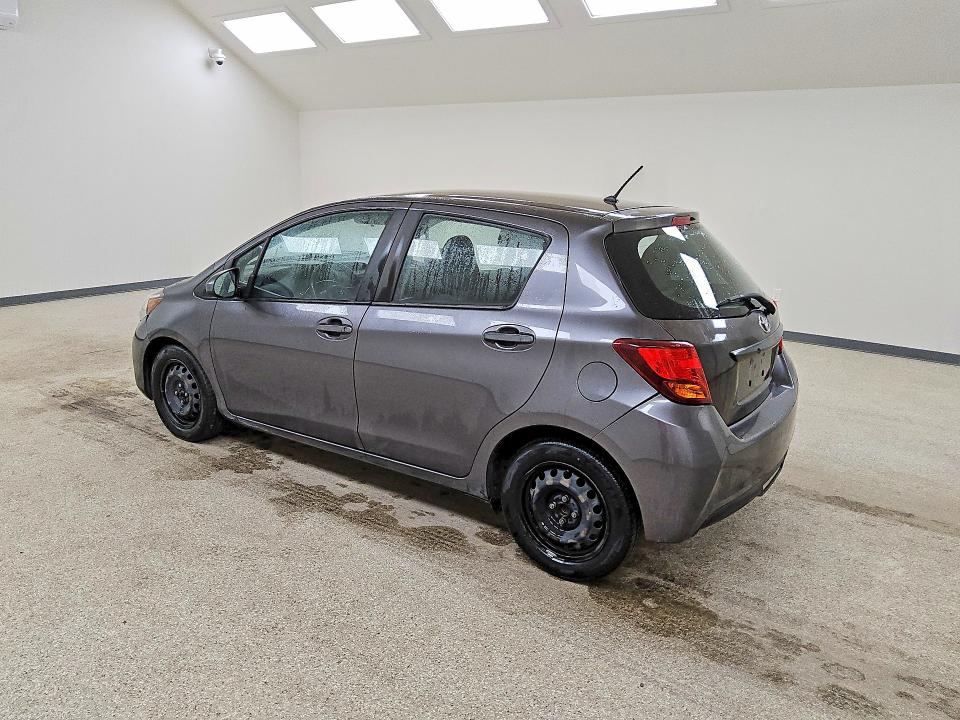 52245316 :رقم المزاد ، VNKKTUD35FA042301 vin ، 2015 Toyota Yaris مزاد بيع