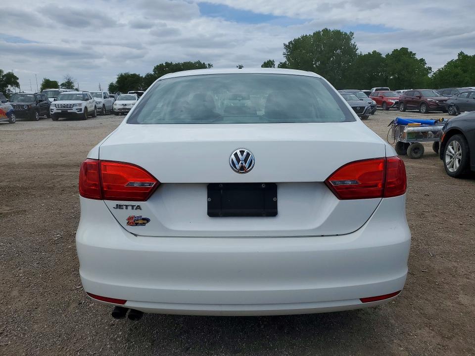 53837086 :رقم المزاد ، 3VW1K7AJ0DM260767 vin ، 2013 Volkswagen Jetta مزاد بيع