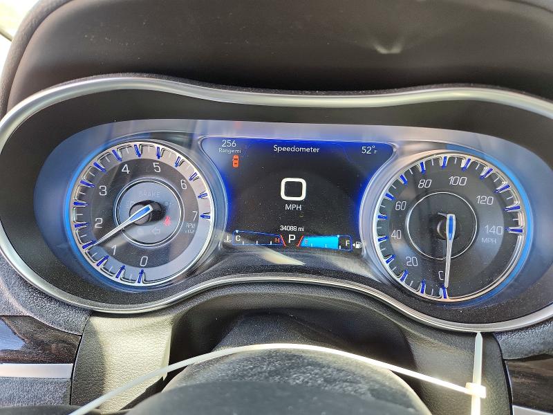 53651186 :رقم المزاد ، 2C3CCARGXHH558055 vin ، 2017 Chrysler 300 مزاد بيع