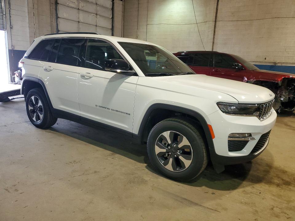Продаж на аукціоні авто 2025 Jeep Grand Cherokee, vin: 1C4RJYB62S8690326, номер лоту: 52704656