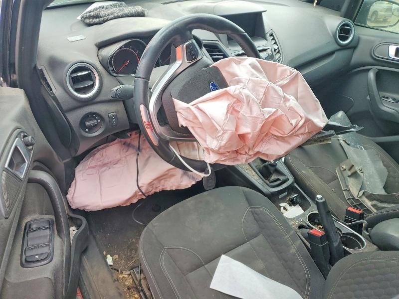 53272696 :رقم المزاد ، 3FADP4GX9GM167283 vin ، 2016 Ford Fiesta مزاد بيع
