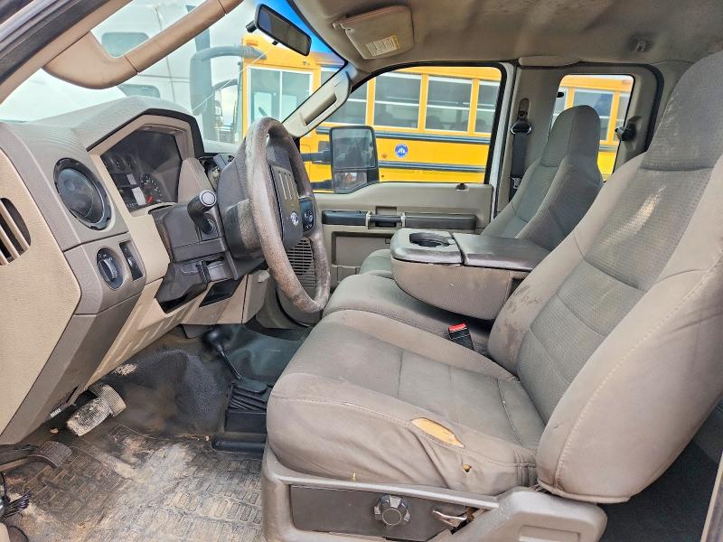 51151216 :رقم المزاد ، 1FDWX3HR9AEB16033 vin ، 2010 Ford F350 مزاد بيع