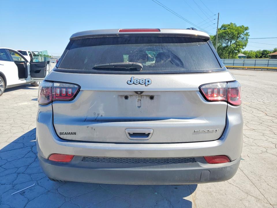 53384536 :رقم المزاد ، 3C4NJCAB9JT204143 vin ، 2018 Jeep Compass مزاد بيع