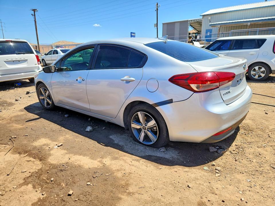 2018 Kia Forte მანქანა იყიდება აუქციონზე, vin: 3KPFL4A71JE274031, აუქციონის ნომერი: 53064376