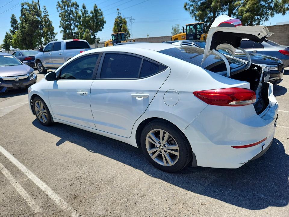 2018 Hyundai Elantra მანქანა იყიდება აუქციონზე, vin: 5NPD84LF5JH361553, აუქციონის ნომერი: 52942956