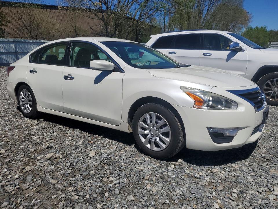 Продажа на аукционе авто 2015 Nissan Altima, vin: 1N4AL3AP4FC161716, номер лота: 52709216