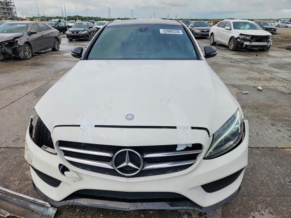 53980336 :رقم المزاد ، 55SWF4JB2HU216346 vin ، 2017 Mercedes-benz C مزاد بيع