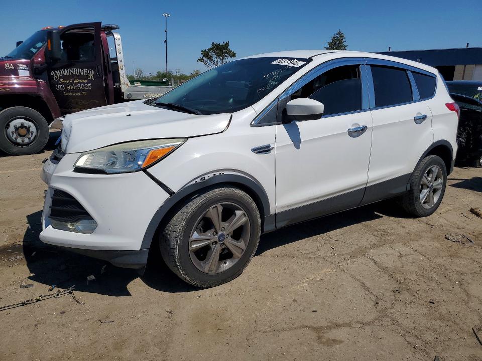 Продаж на аукціоні авто 2014 Ford Escape, vin: 1FMCU0GX0EUC58650, номер лоту: 52375946