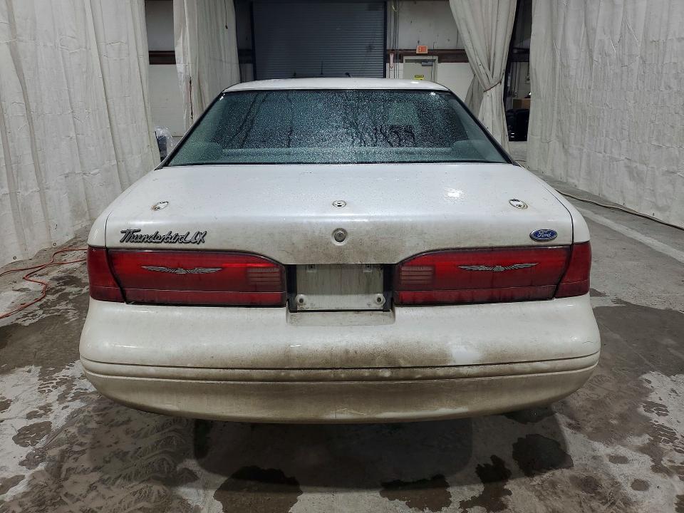 1997 Ford Thunderbird მანქანა იყიდება აუქციონზე, vin: 1FALP624XVH142298, აუქციონის ნომერი: 52712736