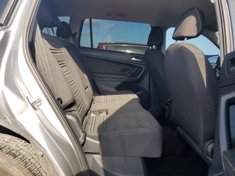 54506926 :رقم المزاد ، 3VV1B7AX9NM037234 vin ، 2022 Volkswagen Tiguan مزاد بيع