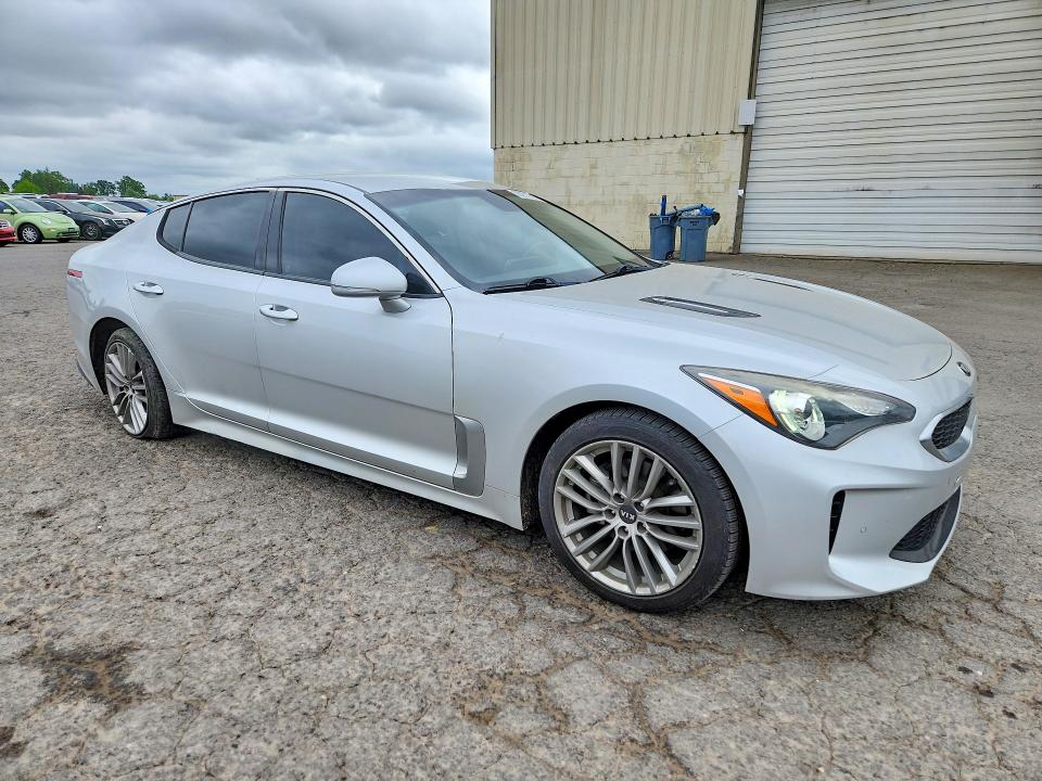 Продажа на аукционе авто 2018 Kia Stinger, vin: KNAE15LA1J6017602, номер лота: 52221916