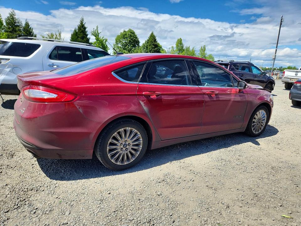Продажа на аукционе авто 2016 Ford Fusion, vin: 3FA6P0LU2GR145948, номер лота: 53247096