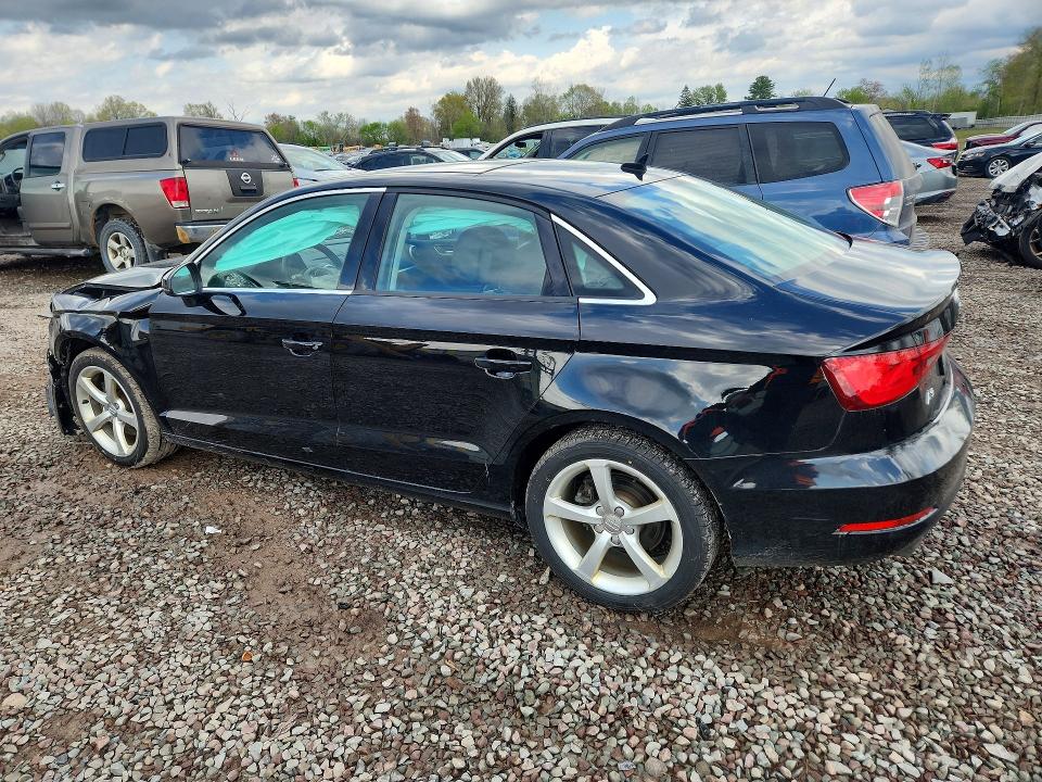 2015 Audi A3 მანქანა იყიდება აუქციონზე, vin: WAUACGFF3F1011588, აუქციონის ნომერი: 53472096