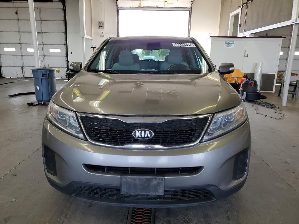 Продажа на аукционе авто 2014 Kia Sorento, vin: 5XYKTCA67EG425639, номер лота: 53233646