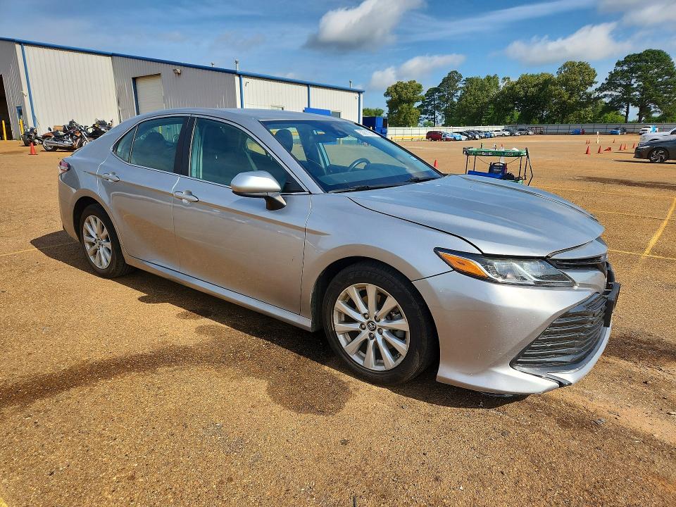 Продажа на аукционе авто 2019 Toyota Camry, vin: 4T1B11HK6KU249301, номер лота: 53611506