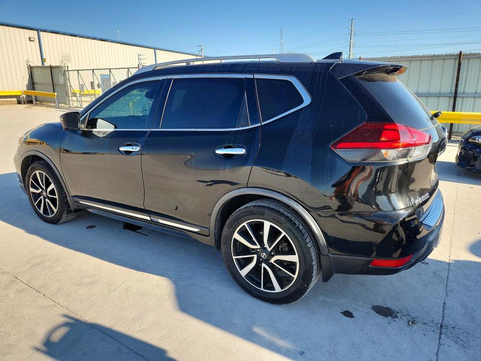52076456 :رقم المزاد ، JN8AT2MT8JW486233 vin ، 2018 Nissan Rogue مزاد بيع
