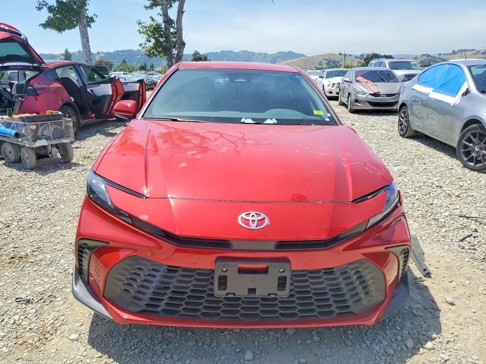 Продаж на аукціоні авто 2025 Toyota Camry, vin: 4T1DAACK9SU137981, номер лоту: 51634836