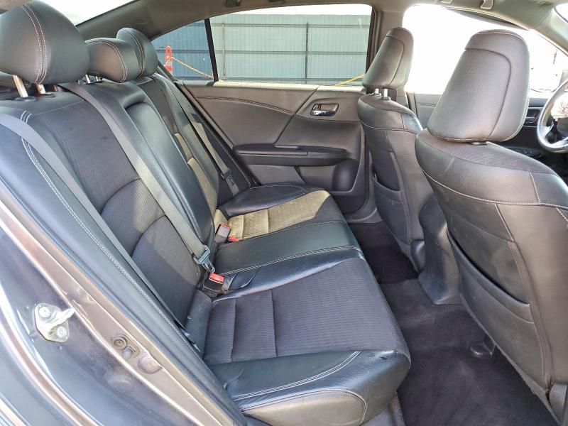 53229646 :رقم المزاد ، 1HGCR2F50HA143426 vin ، 2017 Honda Accord مزاد بيع