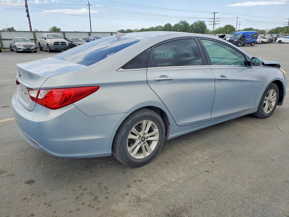 52860616 :رقم المزاد ، 5NPEB4AC0DH735330 vin ، 2013 Hyundai Sonata مزاد بيع