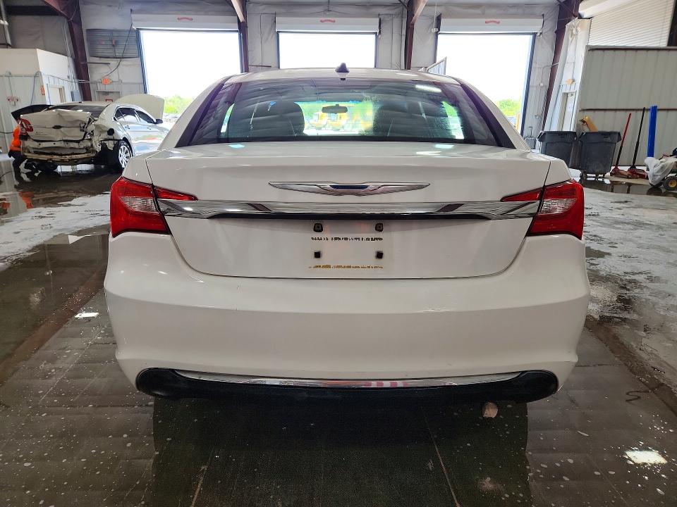 Продаж на аукціоні авто 2012 Chrysler 200, vin: 1C3CCBABXCN202288, номер лоту: 52018926