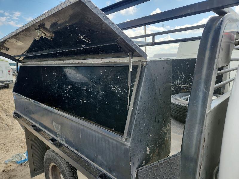 53526736 :رقم المزاد ، 1GB3CZCG9DF189871 vin ، 2013 Chevrolet 20/2500 مزاد بيع