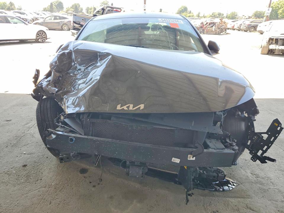 2025 Kia K4 მანქანა იყიდება აუქციონზე, vin: 3KPFT4DE6SE166287, აუქციონის ნომერი: 54525266