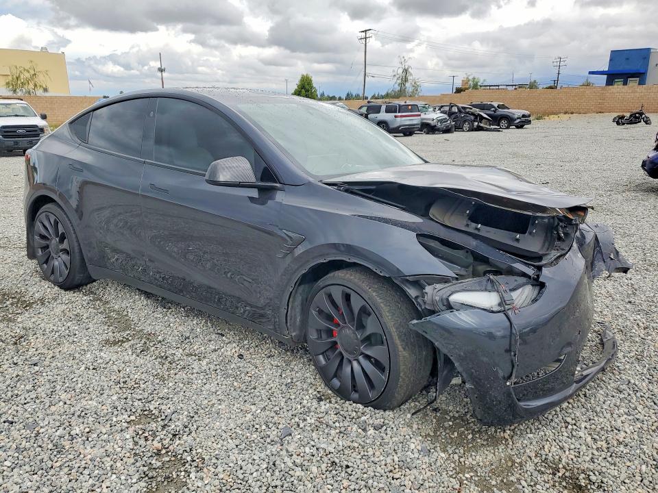 Продаж на аукціоні авто 2024 Tesla Model Y, vin: 7SAYGDEF3RF066031, номер лоту: 52379586