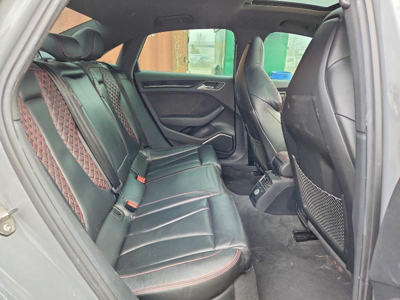50107336 :رقم المزاد ، WUABWGFF3J1900014 vin ، 2018 Audi Rs3 مزاد بيع