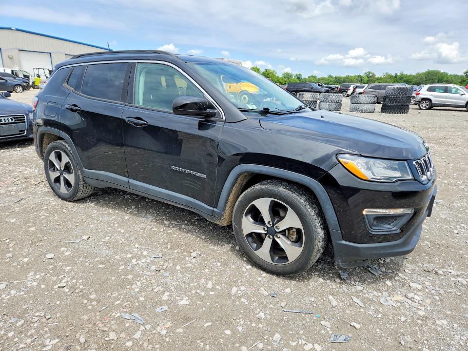 Продаж на аукціоні авто 2017 Jeep Compass, vin: 3C4NJCBB3HT642875, номер лоту: 52437476