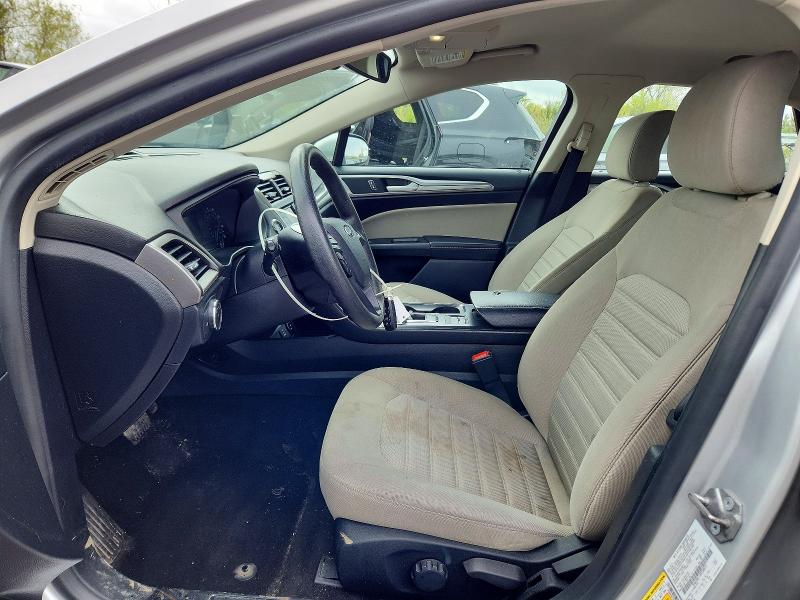 52232916 :رقم المزاد ، 3FA6P0G71KR268072 vin ، 2019 Ford Fusion مزاد بيع